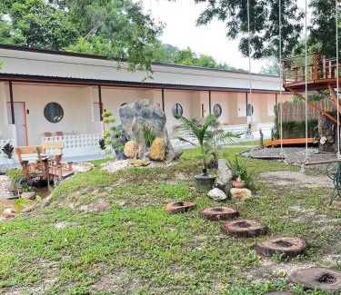 Don Sak Hotel | ร เรือ รีสอร์ท