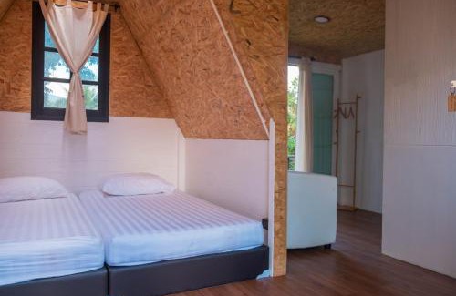 Omkoi House | วันเวลา โฮมสเตย์แอนท์แคมป์ปิ้ง