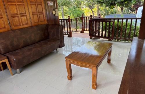 Ayutthaya House | สวนภาวัฒน์ - Pawat Waterfront & Resort