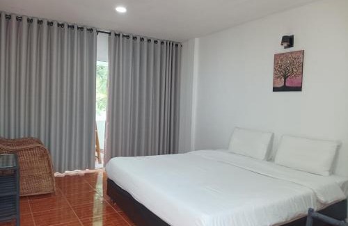 Sichon Bed & Breakfast | หาดปิติ รีสอร์ท