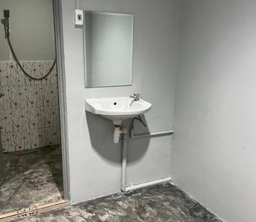 Sam Khok Ski Chalet | เรือนมาลี รีสอร์ท