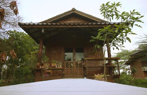 Chian Yai Other | เรือนไทยใจสุขเอ๋ย