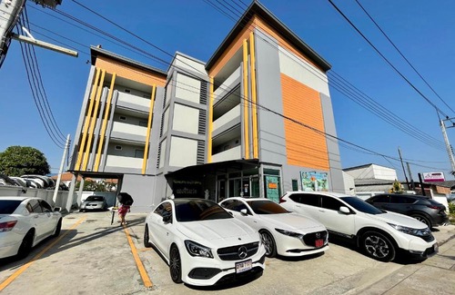 Sam Wa Tawan Ok Apartment | แองจี้รีสอร์ท@หทัยราษฎร์