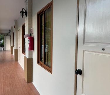 Phetchaburi Resort | แฮปปี้รีสอร์ท เพชรบุรี