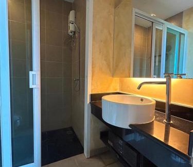 Tha Rong Chang Hotel | โรงแรม ดิ โอวาเล่ย์ [The O Valley Boutique Hotel]