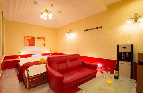 Senboku District Hotel | かぼちゃの馬車 泉大津大人専用