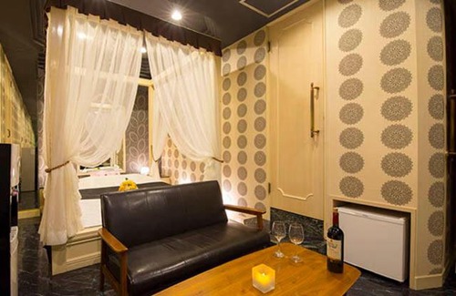 Senboku District Hotel | かぼちゃの馬車 泉大津大人専用