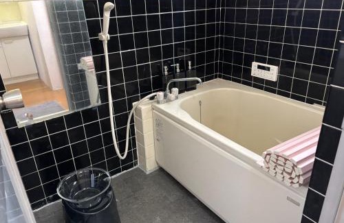 Minami Ward Apartment | ギャラリーのある宿canvas