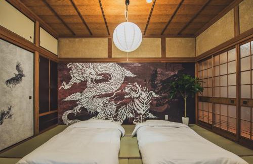 Sakaide Villa | サウナとアートの宿 瀬戸内一棟貸切 Sei-Jima Retreat