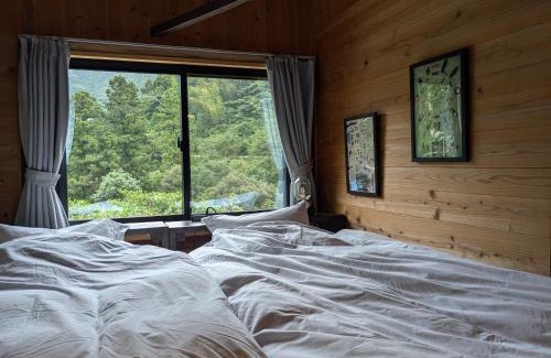 Kochi Apartment | サクラハウス 豊かな自然を味わう山の隠れ家