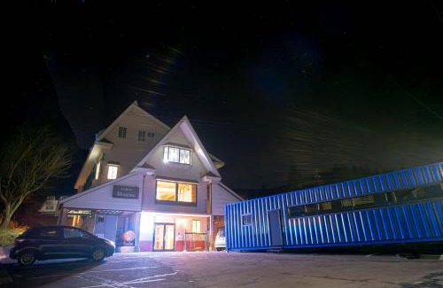 Yuzawa Hotel | ロッヂモントゼー