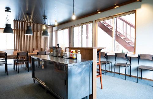 Yuzawa Hotel | ロッヂモントゼー