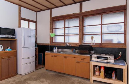 Saijo House | 一棟貸し古民家宿「縁側のとき」Engawanotoki Villa