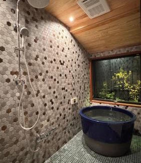 Fukutsu Villa | 一棟貸し和風ヴィラ プールサイドでバーベキューペット同伴可