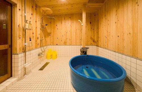 Tadotsu-cho House | 一棟貸切宿 空と家 本棟