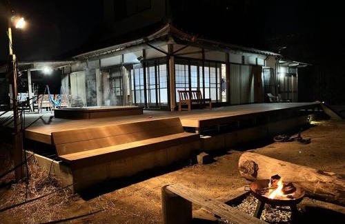 Shirako House | 九十九里 一棟貸 BBQ無料 ジャグジー サウナ 焚火 Re Base Shirako