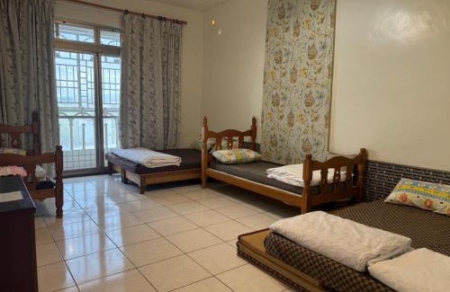 Linbian House | 以諾亞的家一館