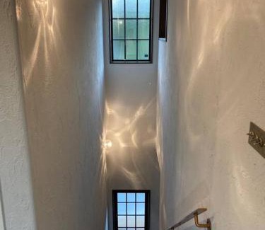 Hokuto House | 八ヶ岳南麓の貸切宿 駅徒歩5分 テラスでバーベキュー 広い庭と遊具付き 富士山と南アルプスを望む宿