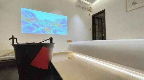 Fenghuang House | 凤凰古城柿子小院民宿