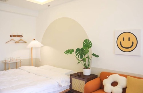 Jinjiang Apartment | 【历史低价】Jungle | NO.02 INS 韩国温暖冬日/奶油/春熙路/南瓜午夜/中央空调