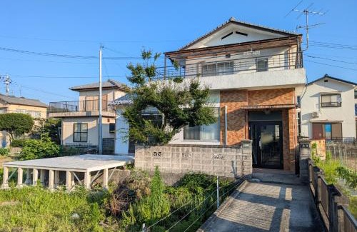 Etajimacho Kirikushi House | 古民家ゲストハウス -Yokado Kirikushi- 穏やかな余暇を瀬戸内の島で