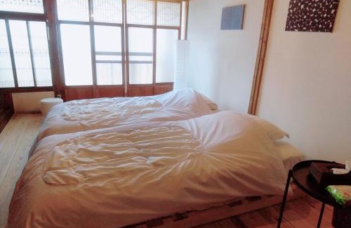 Kabeshima House | 呼子の港路地の古民家一棟貸切宿梵soyogi