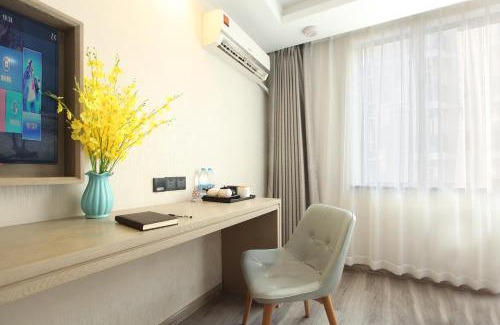 Minhang Hotel | 唯庭轻居酒店上海虹桥机场国家会展中心店