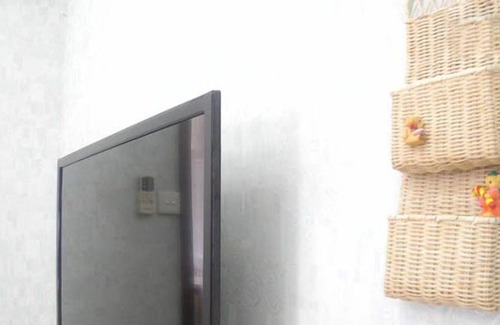 Jordan Apartment | 地铁口一分钟 清简公寓2房1厅住5-7人