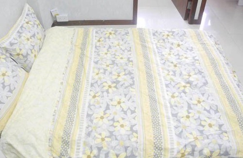 Jordan Apartment | 地铁口一分钟 清简公寓2房1厅住5-7人