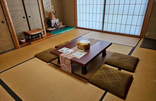 Higashi Ward House | 堺のお宿 旧星賀亭