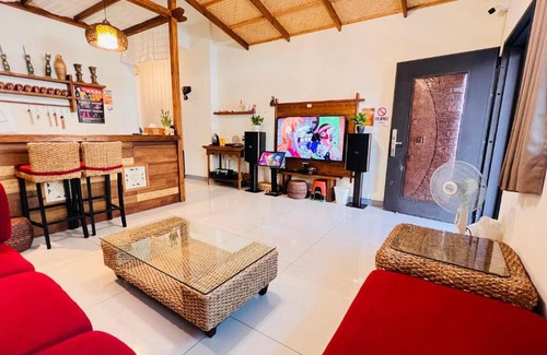 Shanjiao House | 墾丁峇里散散步10至18人包棟五間房 烤肉Ktv麻將 加Line 前面需加小老鼠203hnuqk