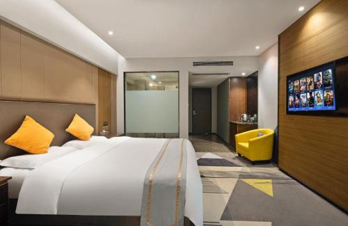 Gaoxin Hotel | 如家派柏云酒店 成都新会展大源地铁站店