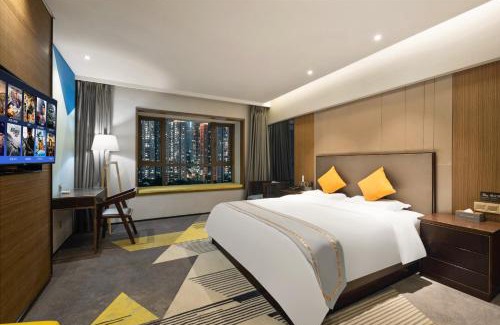 Gaoxin Hotel | 如家派柏云酒店 成都新会展大源地铁站店