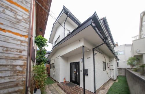 Nerima Apartment | 富士見台駅6分 貸切最大人数11名 池袋15分 寝室5つ シャワールーム2つ ハリーポッタースタジオ近 喫煙可