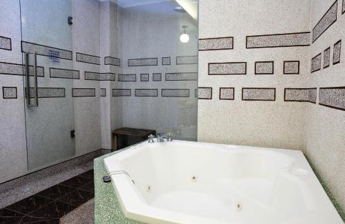 Changhua City Centre Hotel | 富晴汽車旅館Fu Ching Motel