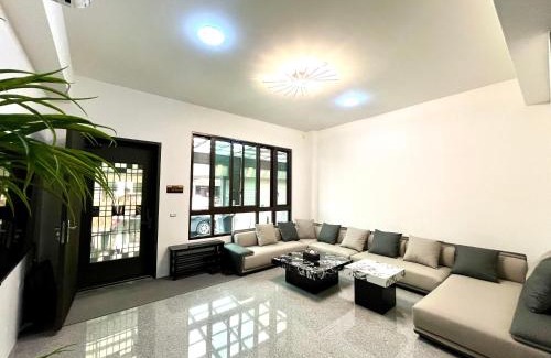 Zhushan House | 山禾里民宿-有電梯好停車