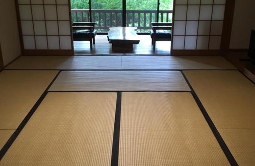 Yufuin Onsen Hotel | 山荘 紗羅樹 Syaranoki