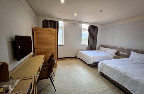 Longtan District Hotel | 川賦會館 石門山勞工育樂中心