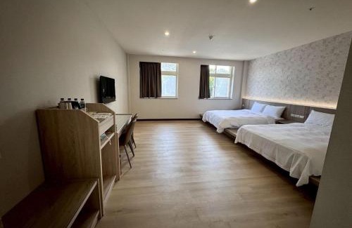Longtan District Hotel | 川賦會館 石門山勞工育樂中心
