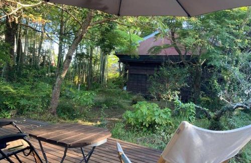 Isumi House | 庭付き和モダン平屋の一棟貸し 居庵 iori-ori 小さな森に住む