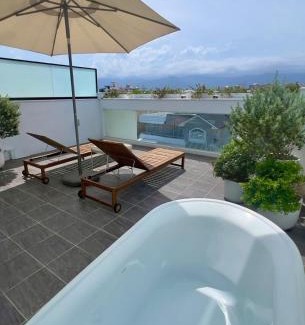 Taitung City Centre Apartment | 廷海特潮流民宿 武昌館 民宿編號2015 寵物友善設計旅宿 近微光集與鐵道藝術村