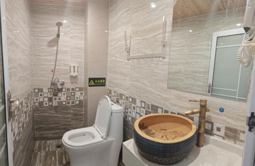 Wulingyuan House | 张家界红尘蝶恋客栈