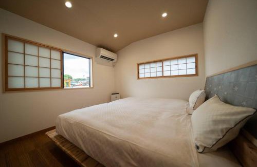 Fushimi House | 御屋 荷