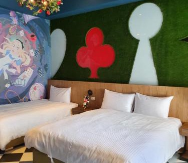 Hualien City Centre House | 文旅小自由電梯民宿附停車場