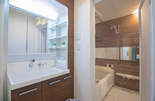 Ikuno House | -旅time 小路東- Koji Higashi 車庫付き戸建 4LDK