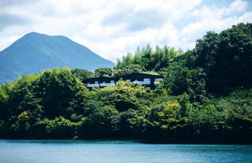 Tobe-cho Hotel | 時地人 - JIJIJIN Matsuyama