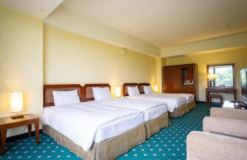 Dongshan District Resort | 柳營尖山埤 Liuying Jianshanpi Resort