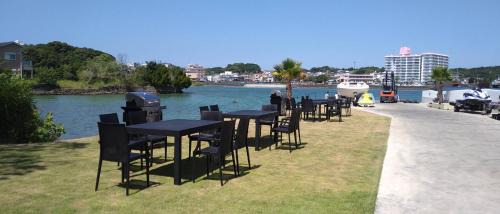 Shirahama Hotel | 栗山さん家のアロハミエント