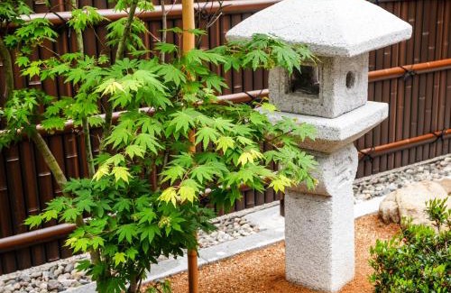 Hida Takayama Onsen Villa | 楓の宿 高山市中心 新改装三卧室独栋住宅 周边多个大型超市 至星巴克步行六分钟 两个免费停车位