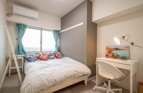 Yokosuka Apartment | 横須賀アロハハウス702